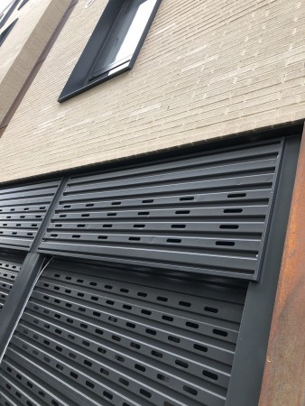 perforated-roller-and-head-panel-for-plant-room