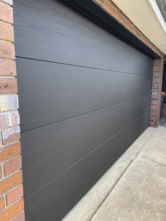 Steel-Line-Flatline-style-Monument-in-Matt-finish